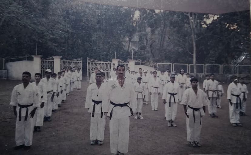 Outdoor formation training of black-belt students
